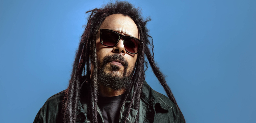 Marcelo Falcão (ex-O Rappa) fica bravinho ao ser cobrado a se posicionar politicamente e dispara: “Aqui é suor e trabalho, sem Lei Rouanet”