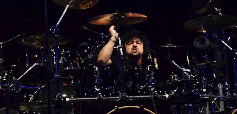 Nigel Durham, ex-baterista do Saxon, morre aos 61 anos