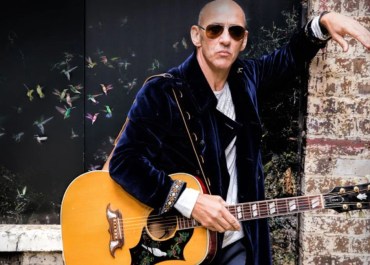 Best of Blues and Rock 2026 anuncia Simon Townshend como substituto de Glen Hansard