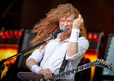 Dave Mustaine reforça posicionamento político: “Não sou de direita”