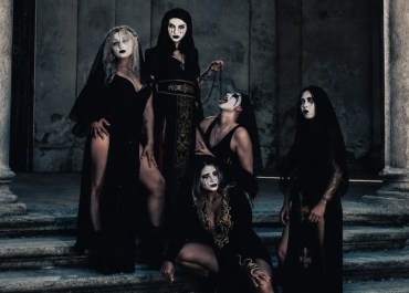VINDICTA assina com Napalm Records e lança single “IDOL(L)S”