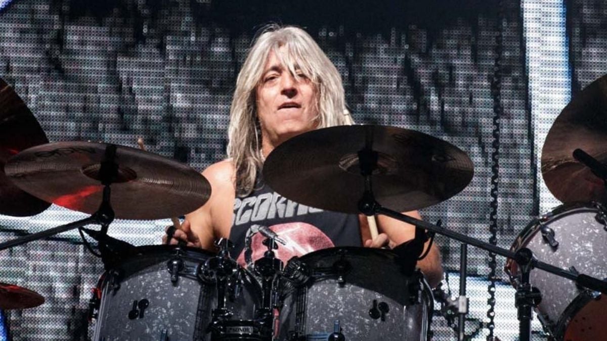 Marcus, filho de Mikkey Dee, toca com Scorpions no México