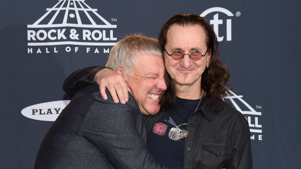 Alex Lifeson ainda toca com Geddy Lee, mas não deseja reunião do Rush