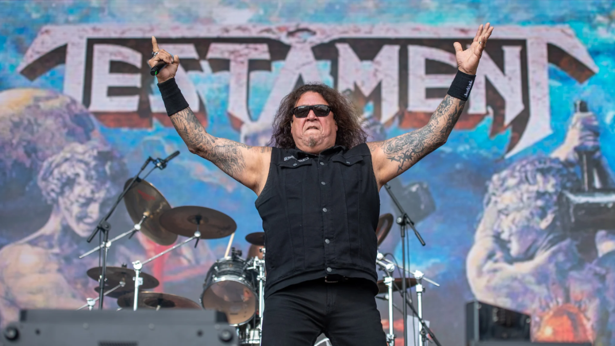 Chuck Billy fala sobre o novo álbum do Testament: desafiador e muito especial