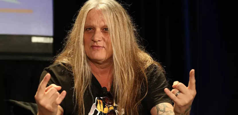 Sebastian Bach libera o videoclipe da faixa To Live Again