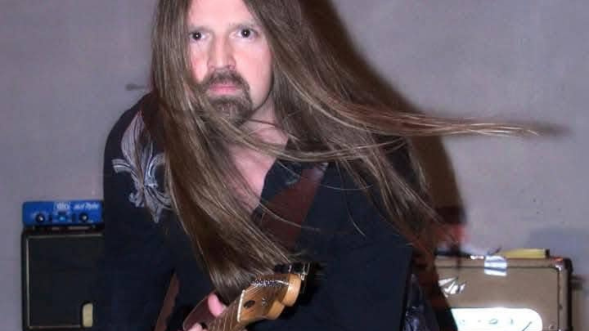Karl Cochran, colaborador do KISS, morre em acidente de carro