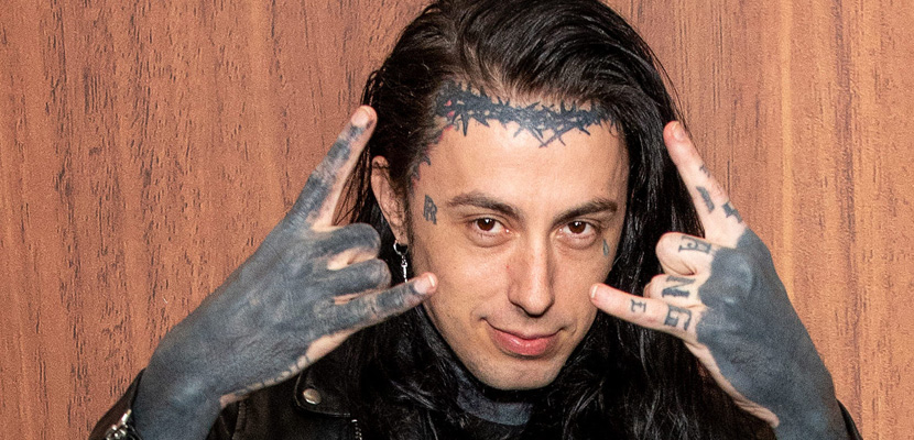 Ronnie Radke (Falling In Reverse) celebra vitória de Trump: “Orgulho de ser americano”