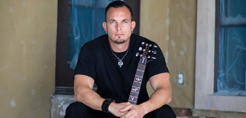 Mark Tremonti escolhe James Hetfield como uma das maiores vozes do rock de todos os tempos