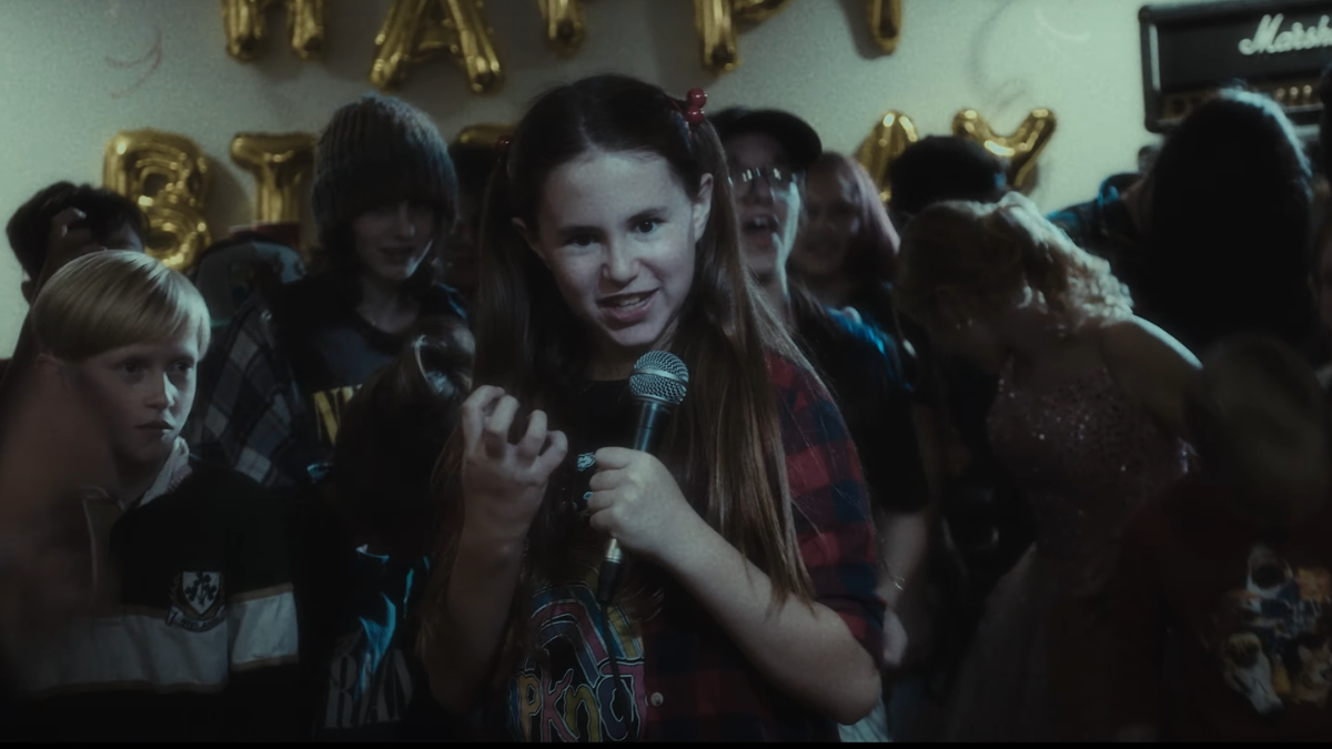 Crianças gravam cover explosivo de sucesso do Limp Bizkit; assista