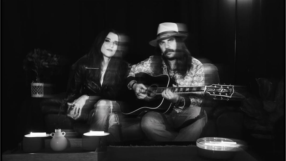 Halestorm: Lzzy Hale e Joe Hottinger surpreendem fãs com show acústico
