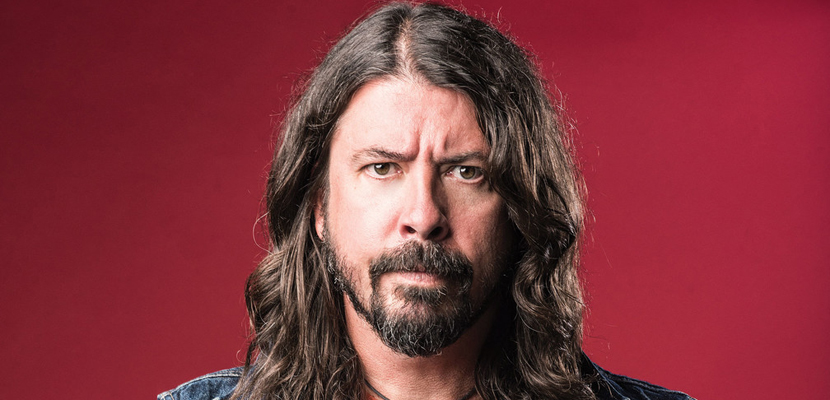Dave Grohl passa aniversário preparando refeições para famílias atingidas pelos incêndios de Los Angeles